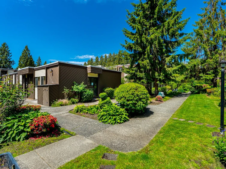 312-3921 Carrigan Court, Burnaby, BC, V3N 4J7 - 37