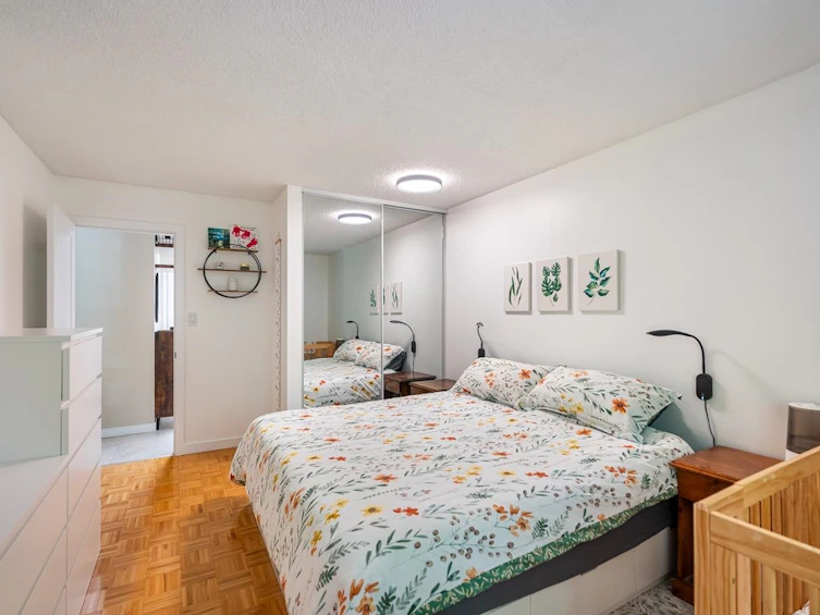 312-3921 Carrigan Court, Burnaby, BC, V3N 4J7 - 23