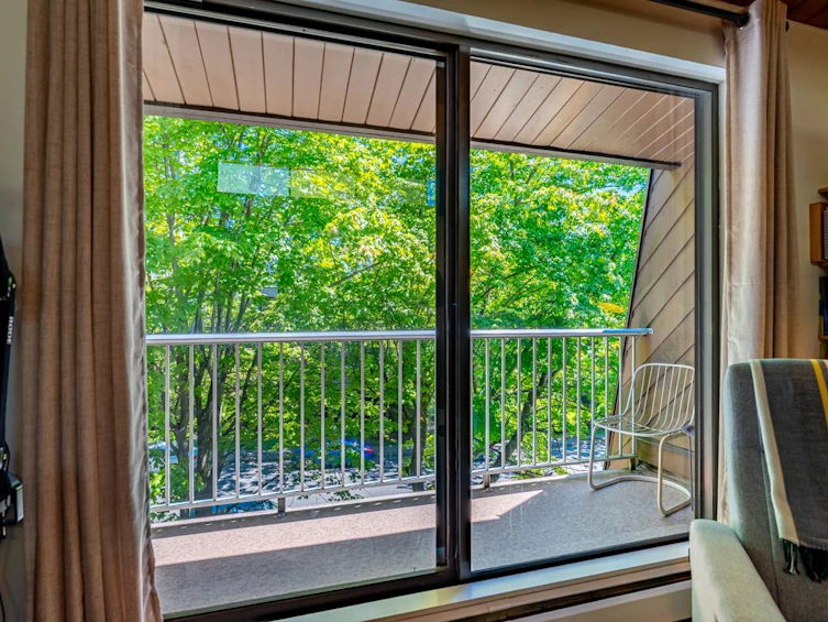 312-3921 Carrigan Court, Burnaby, BC, V3N 4J7 - 21