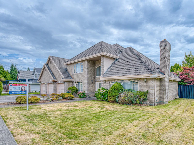 5020 Blundell Road, Richmond BC V7C 1H4