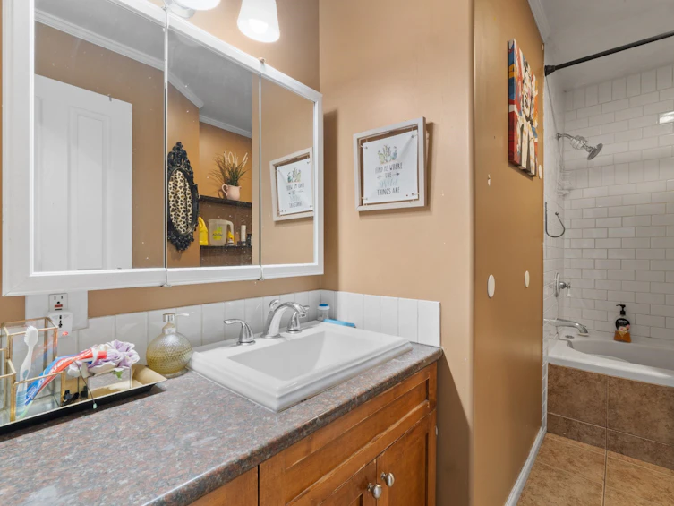 8373 Arbour Place, Delta, BC, V4C 7H4 - 3