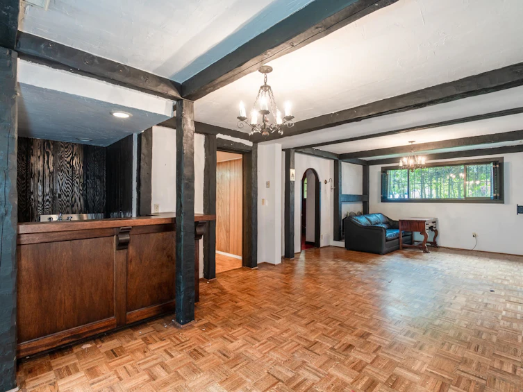 759 Vinedale Road, North Vancouver, BC, V7K 1A1 - 27