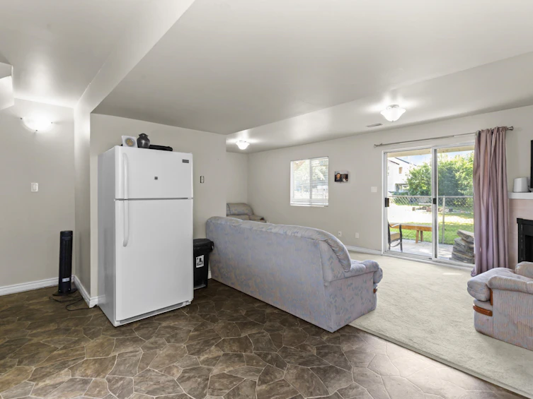 7984 Manson Street, Mission, BC, V2V 6N8 - 25