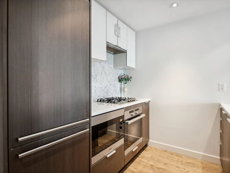 502-110 Switchmen Street, Vancouver, BC, V6A 0C6 - 7
