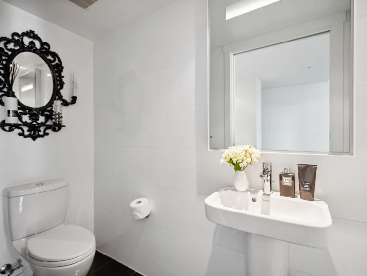 502-110 Switchmen Street, Vancouver, BC, V6A 0C6 - 8