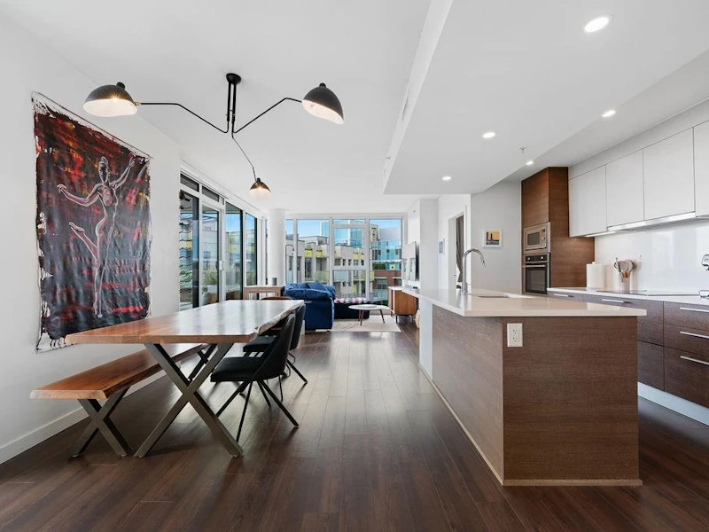 610 - 285 E 10th Avenue, Vancouver BC