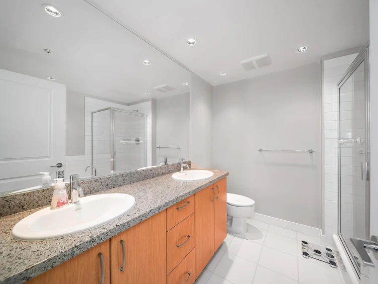 701-9222 University Crescent, Burnaby, BC, V5A 0A6 - 21