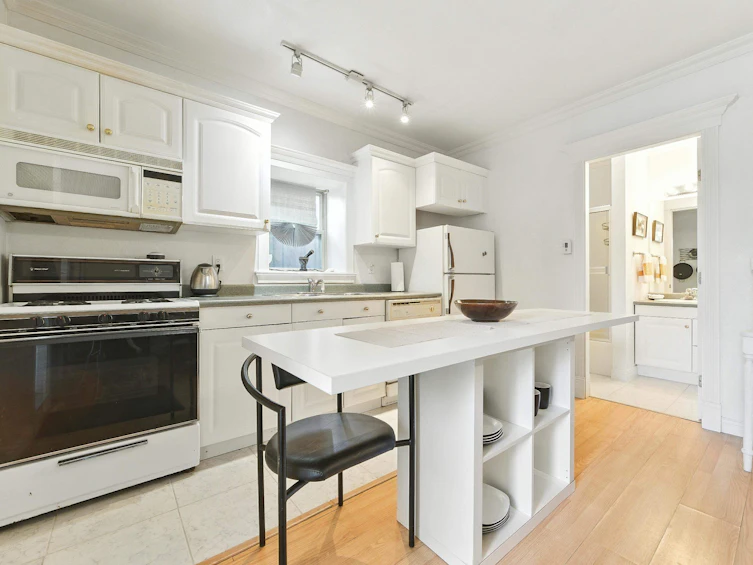 1165 E Pender Street, Vancouver, BC, V6A 1W6 - 10