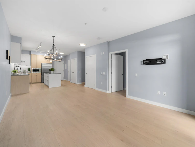 117-3205 Mountain Highway, North Vancouver, BC, V7K 0A3 - 7