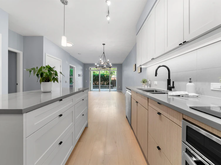 117-3205 Mountain Highway, North Vancouver, BC, V7K 0A3 - 15