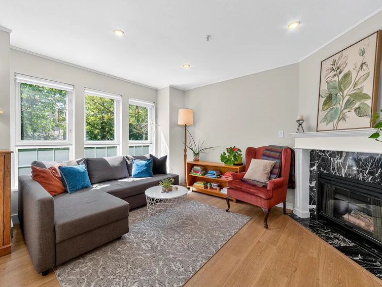 205-1915 E Georgia Street, Vancouver, BC, V5L 2B7 - 2