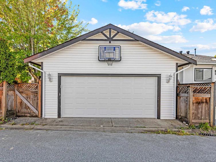 6556 184 Street, Surrey, BC, V3S 8T1 - 38