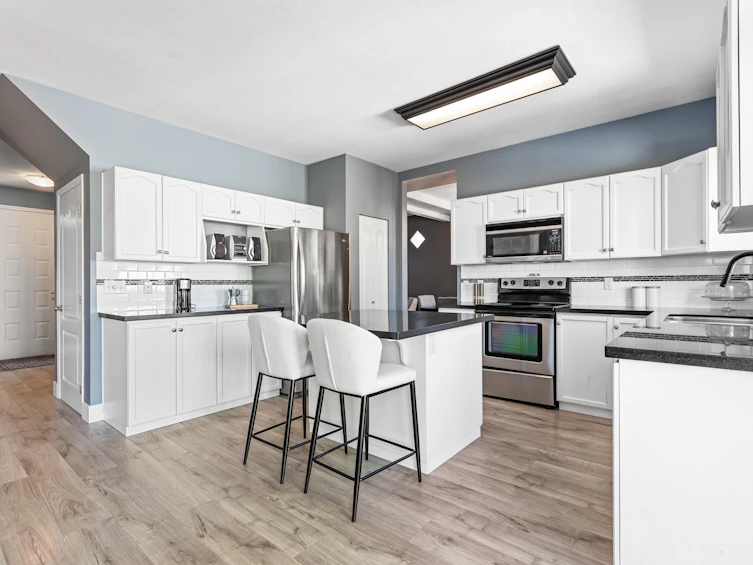 6556 184 Street, Surrey, BC, V3S 8T1 - 11