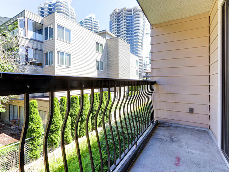 205-1442 Blackwood Avenue, Surrey, BC, V4B 3V5 - 13