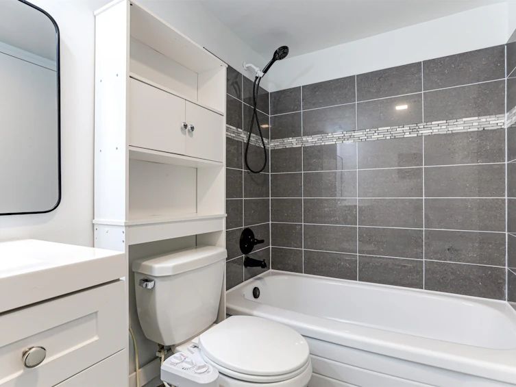 205-1442 Blackwood Avenue, Surrey, BC, V4B 3V5 - 19