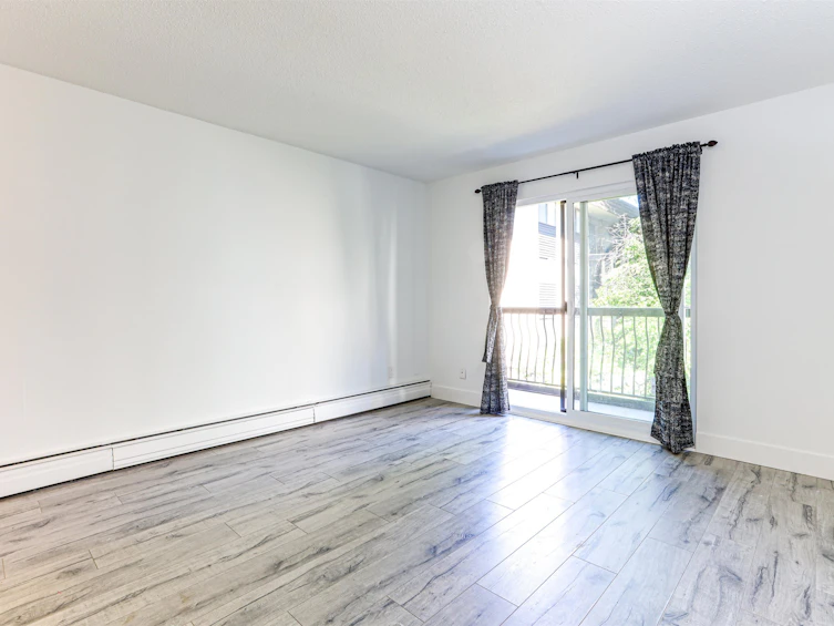 205-1442 Blackwood Avenue, Surrey, BC, V4B 3V5 - 22