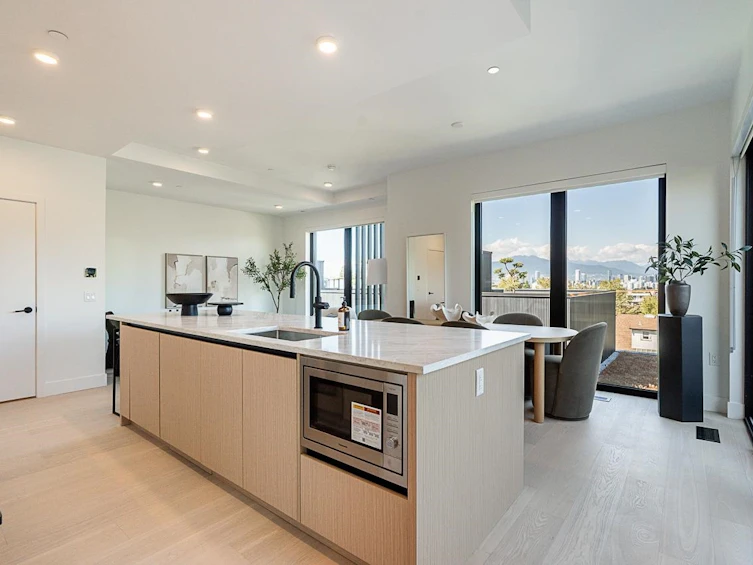 204-539 W 28th Avenue, Vancouver, BC, V5Z 2H2 - 2