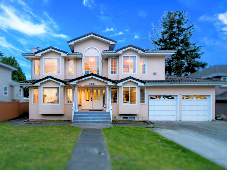 7336 16th Avenue, Burnaby, BC, V3N 1N8