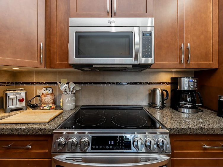 201-45750 Keith Wilson Road, Chilliwack, BC, V2R 0X3 - 10