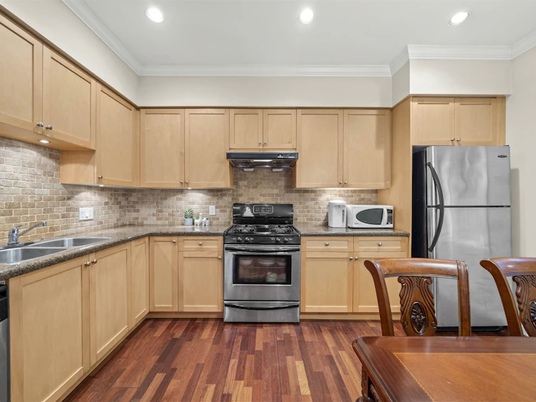 20-7331 No. 4 Road, Richmond, BC, V6Y 2T4 - 9