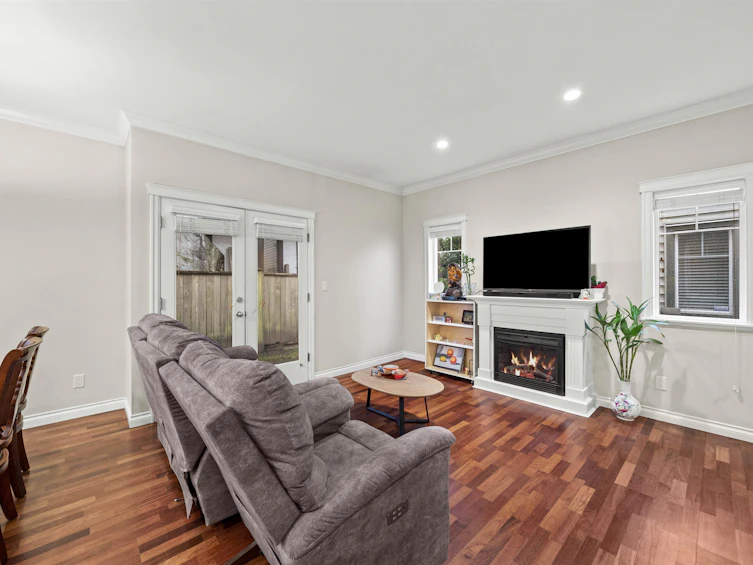 20-7331 No. 4 Road, Richmond, BC, V6Y 2T4 - 4