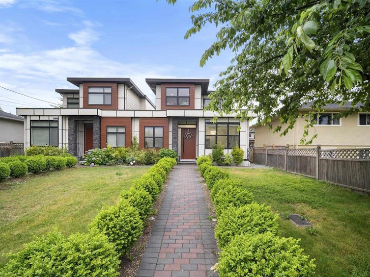 6898 Carnegie Street, Burnaby, BC, V5B 1Y5 - 31