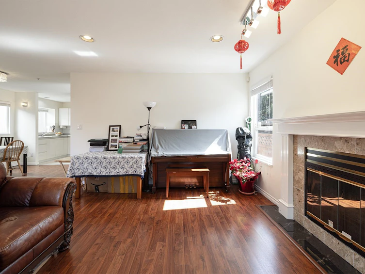 8573 Laurel Street, Vancouver, BC, V6P 2X6 - 7