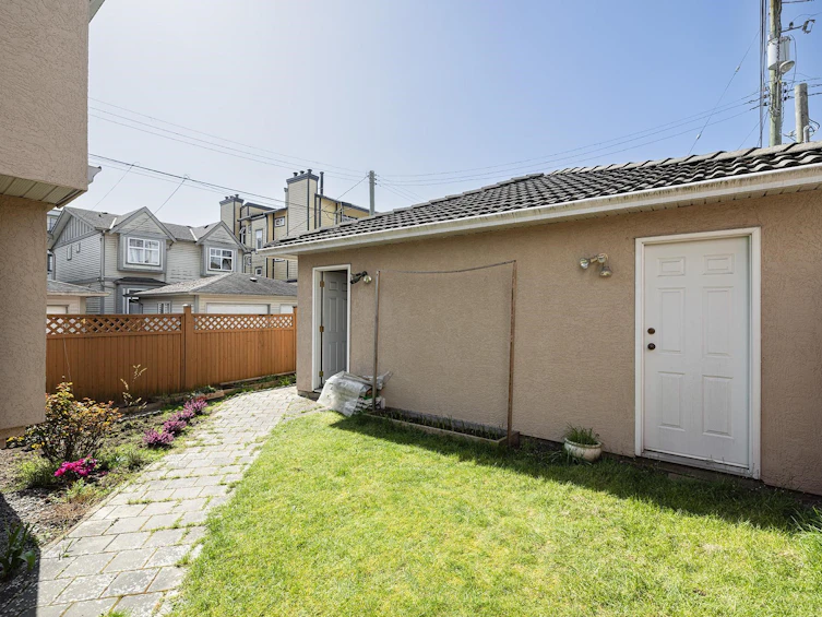 8573 Laurel Street, Vancouver, BC, V6P 2X6 - 22