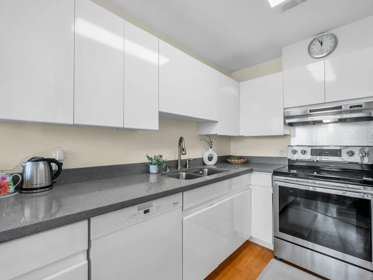 501-328 Clarkson Street, New Westminster, BC, V3L 5S3 - 10