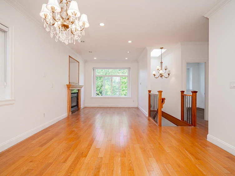 7268 1st Street, Burnaby, BC, V3N 3S6 - 5