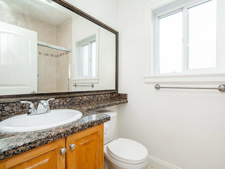 7268 1st Street, Burnaby, BC, V3N 3S6 - 21