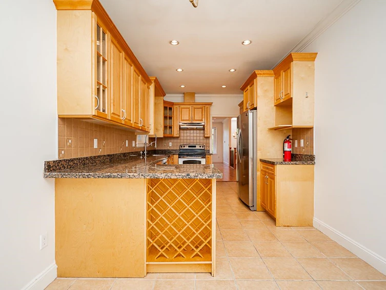 7268 1st Street, Burnaby, BC, V3N 3S6 - 13
