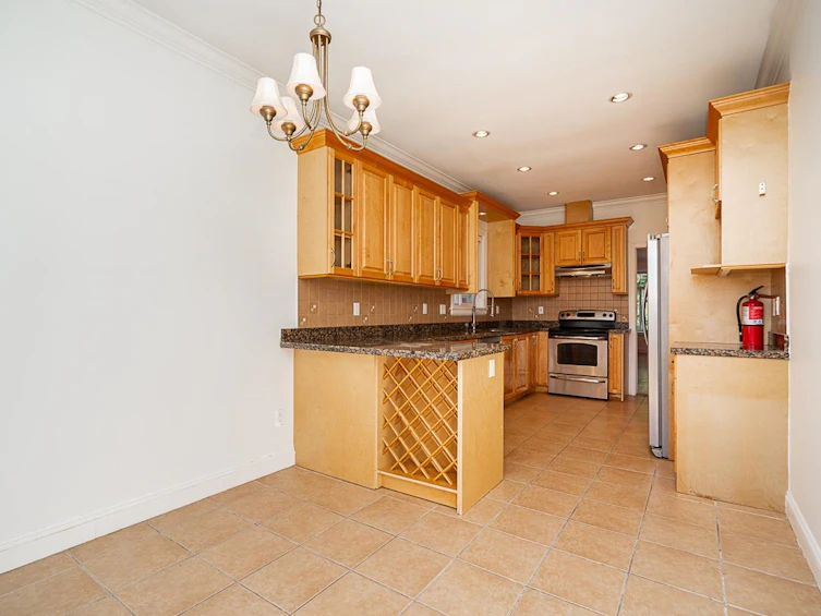 7268 1st Street, Burnaby, BC, V3N 3S6 - 14