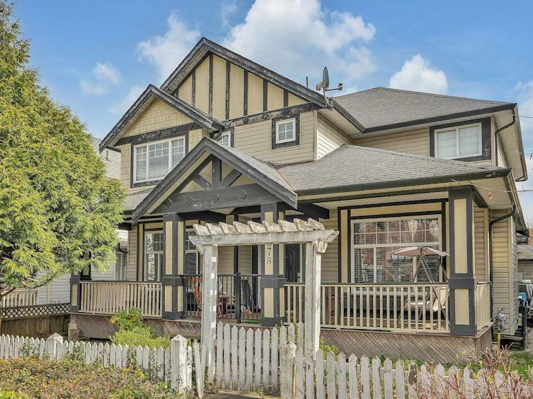 8378 208th Street, Langley, BC, V2Y 0A7
