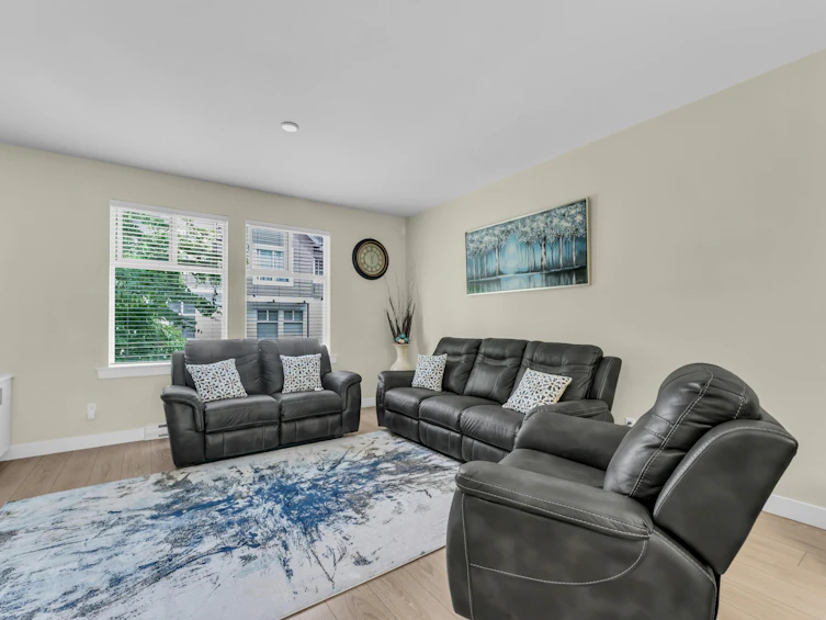 28-14271 60 Avenue, Surrey, BC, V3X 2N4 - 3