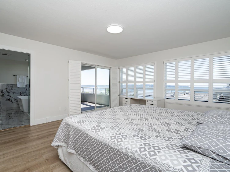 15452 Victoria Avenue, Surrey, BC, V4B 1H3 - 23