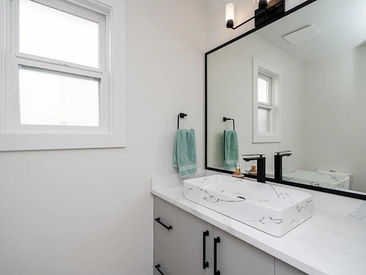15452 Victoria Avenue, Surrey, BC, V4B 1H3 - 17