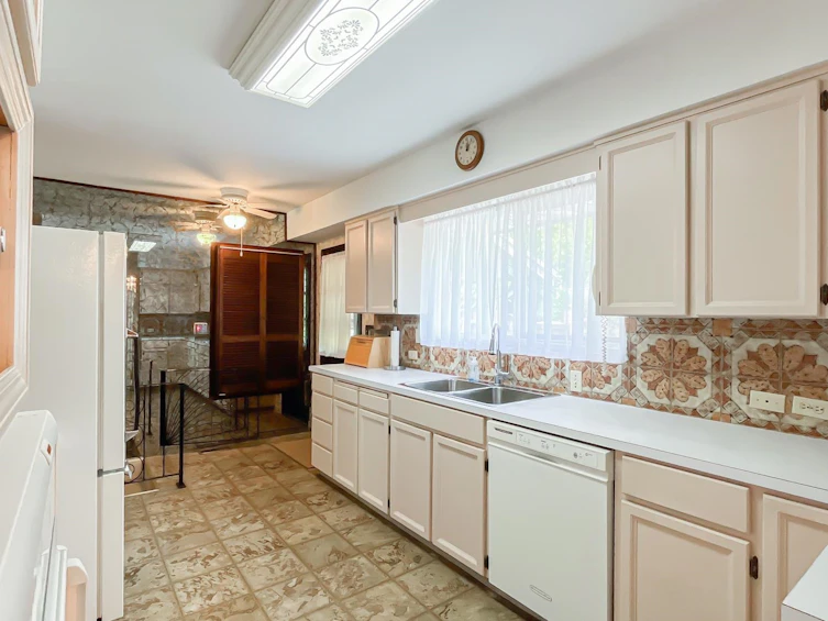 803 Edgar Avenue, Coquitlam, BC, V3K 2J6 - 9