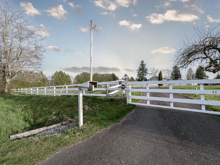 24920 30 Avenue, Langley, BC, V4W 1X9 - 3