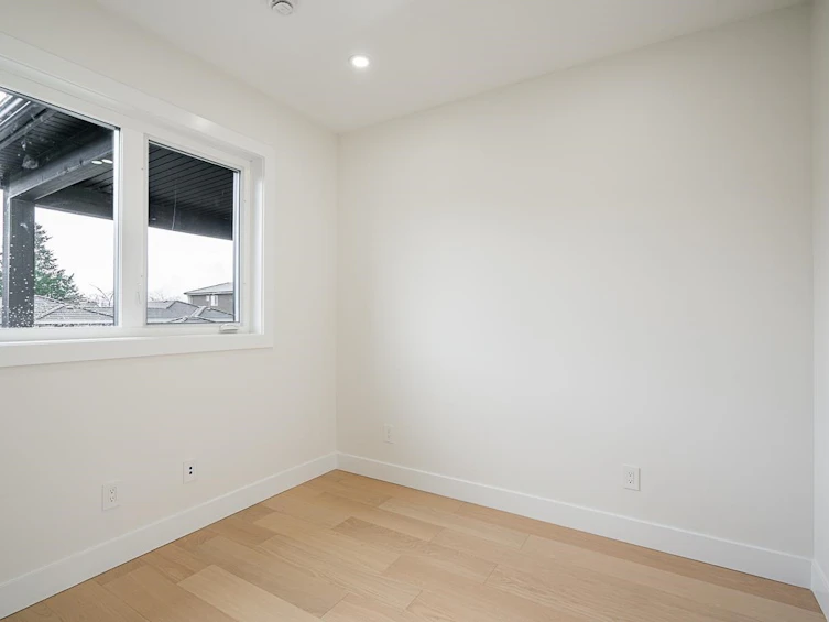 6150 Napier Street, Burnaby, BC, V5B 2C1 - 14