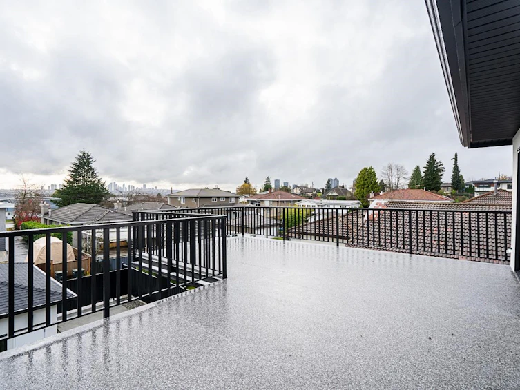 6150 Napier Street, Burnaby, BC, V5B 2C1 - 24