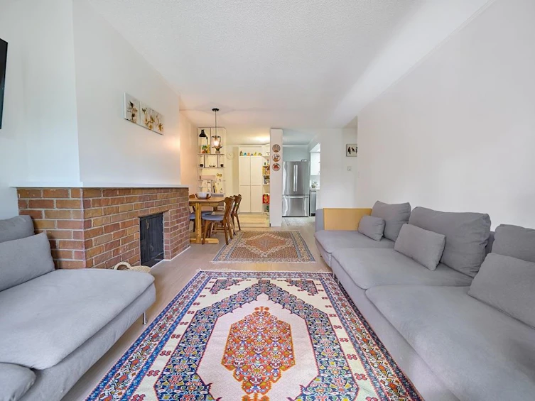 302-1515 Chesterfield Avenue, North Vancouver, BC, V7M 2N5 - 4