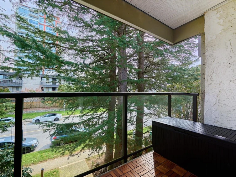 302-1515 Chesterfield Avenue, North Vancouver, BC, V7M 2N5 - 16