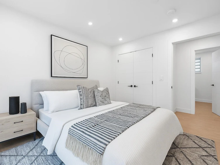 2111 E 46th Avenue, Vancouver, BC, V5P 1P3 - 33