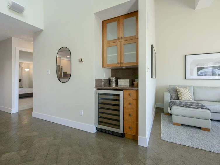 2304-33 Chesterfield Place, North Vancouver, BC, V7M 3K4 - 11