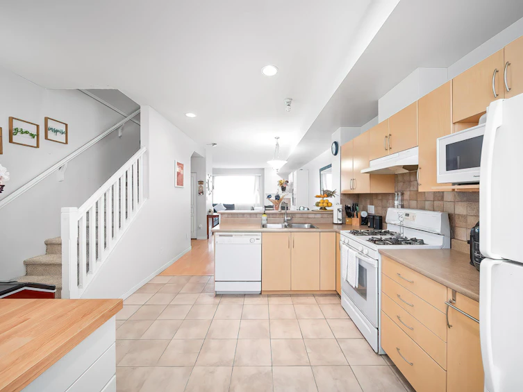 12-10651 Odlin Road, Richmond, BC, V6X 1E3 - 16