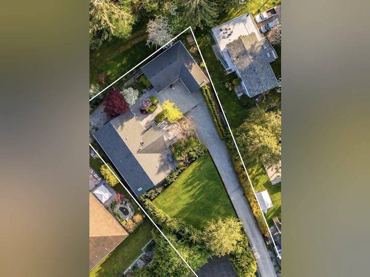 6323 Oracle Road, Sechelt, BC, V7Z 0R8 - 34