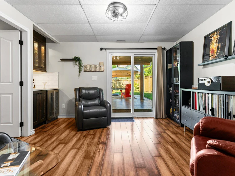 8957 213 Street, Langley, BC, V1M 1Z5 - 24