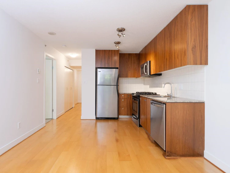 302-1030 W Broadway Street, Vancouver, BC, V6B 4J5 - 5