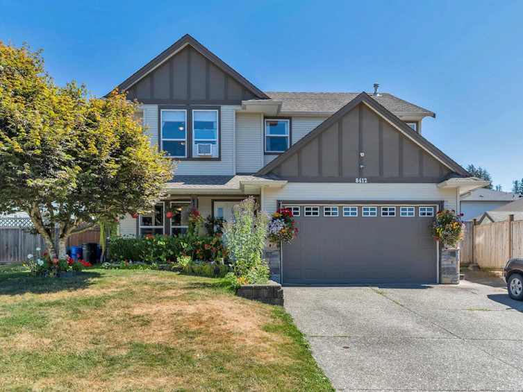 8412 Doerksen Drive, Mission, BC, V2V 7C4 - 2